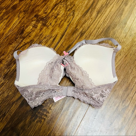 Victoria’s Secret Very Sexy PushUp Lace Bra 32D - Picture 4 of 4